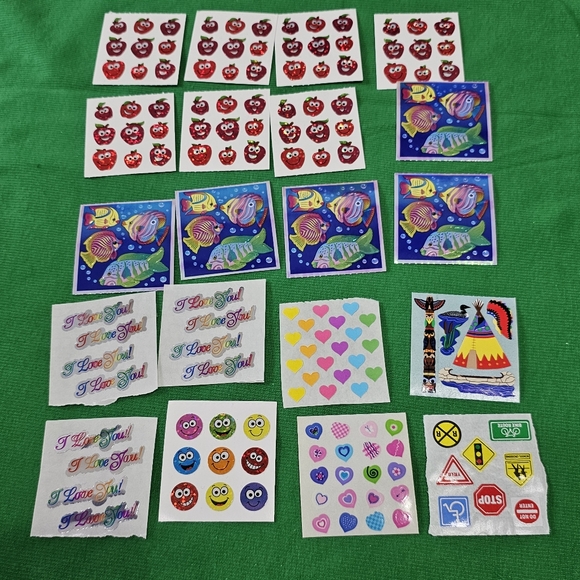 SL9:  Sandylion Sticker Lot - 180 Pieces - Mixed Themes - Picture 7 of 12